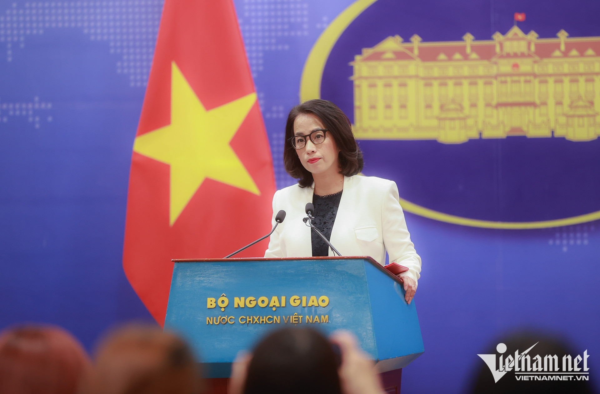 Việt Nam đề nghị Trung Quốc và Philippines kiềm chế ở Biển Đông